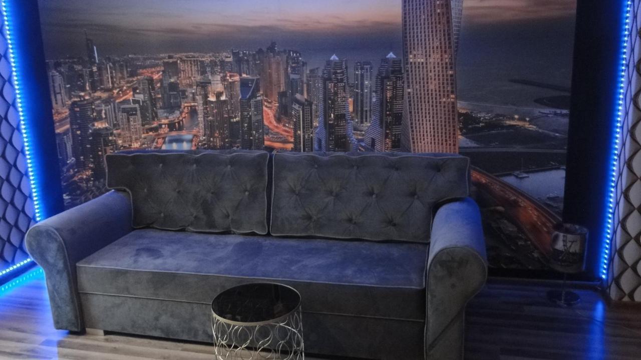 Ferienwohnung Dubai Marina De Lux Bytom Exterior foto