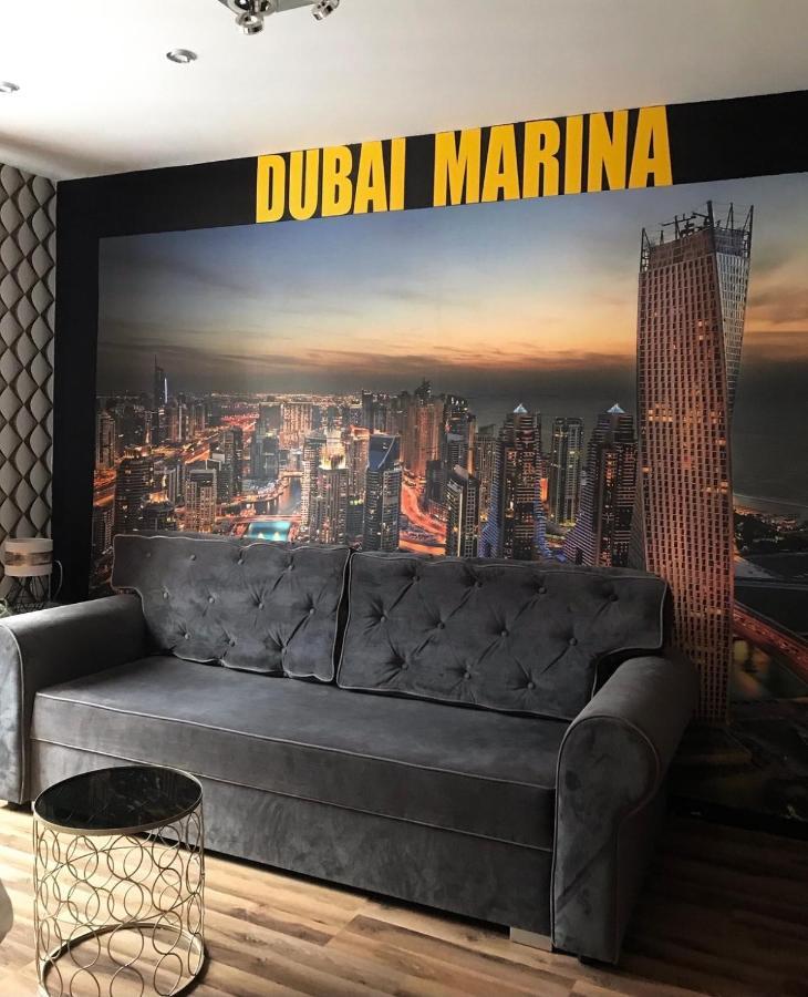 Ferienwohnung Dubai Marina De Lux Bytom Exterior foto