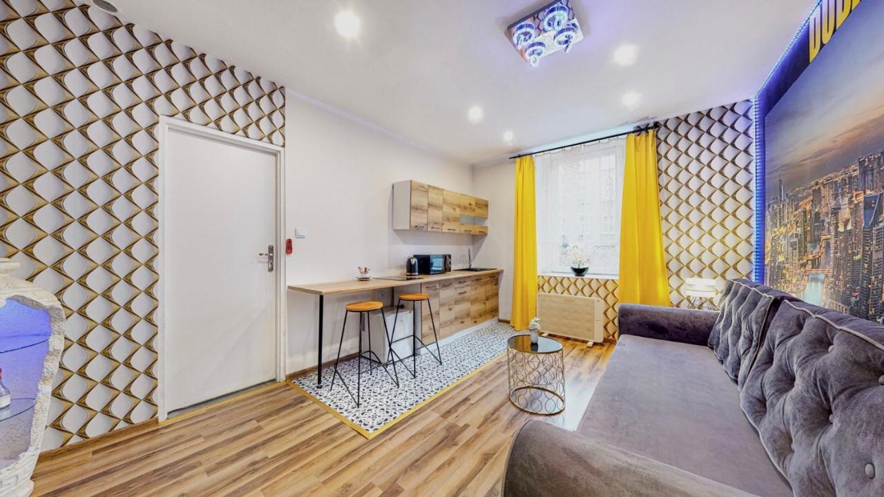 Ferienwohnung Dubai Marina De Lux Bytom Exterior foto